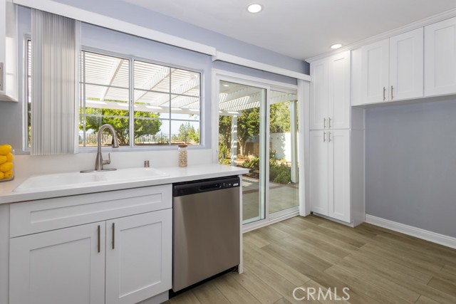 Detail Gallery Image 8 of 32 For 23441 via Ronda, Mission Viejo,  CA 92691 - 4 Beds | 2 Baths