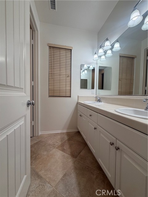 Detail Gallery Image 21 of 30 For 3 Cheshire Ct, Laguna Niguel,  CA 92677 - 3 Beds | 2/1 Baths