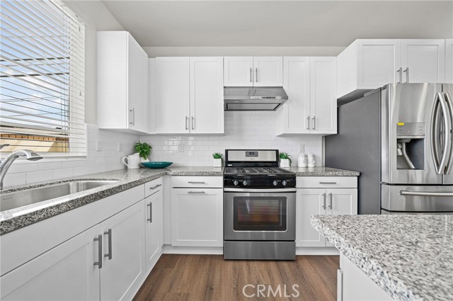 Detail Gallery Image 11 of 43 For 19720 Calle Nogal, Walnut,  CA 91789 - 4 Beds | 4 Baths