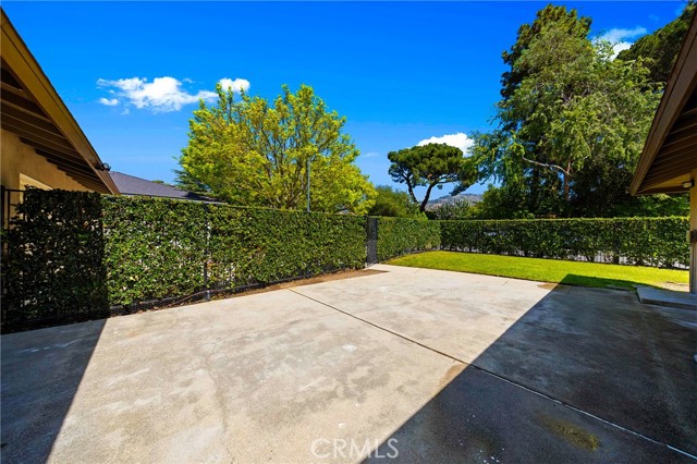 Detail Gallery Image 9 of 32 For 883 E Leadora, Glendora,  CA 91741 - 3 Beds | 3/1 Baths