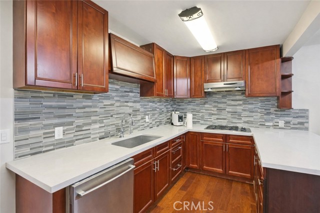 Detail Gallery Image 6 of 30 For 329 N Kathryn, Anaheim,  CA 92801 - 6 Beds | 3/1 Baths