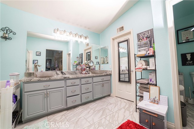 Image 59 of 75 For 29105 Shorecliff Drive