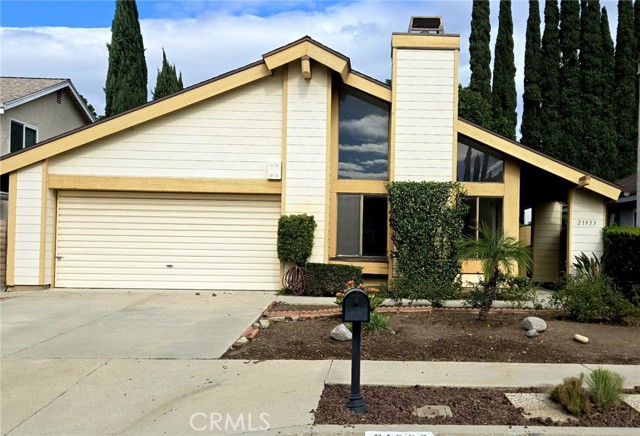 Detail Gallery Image 2 of 12 For 21933 Vintage, Chatsworth,  CA 91311 - 3 Beds | 2 Baths