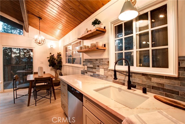 Detail Gallery Image 15 of 37 For 24174 Wabern Dr, Crestline,  CA 92325 - 2 Beds | 1/1 Baths