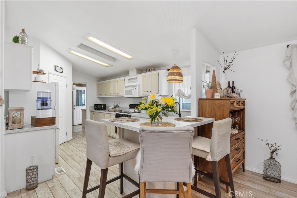 MLS #OC25215640 image #14