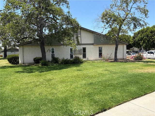 502 Holly Avenue, Oxnard CA: https://media.crmls.org/medias/3d8d78f1-9063-4823-961c-2f064cfcb614.jpg