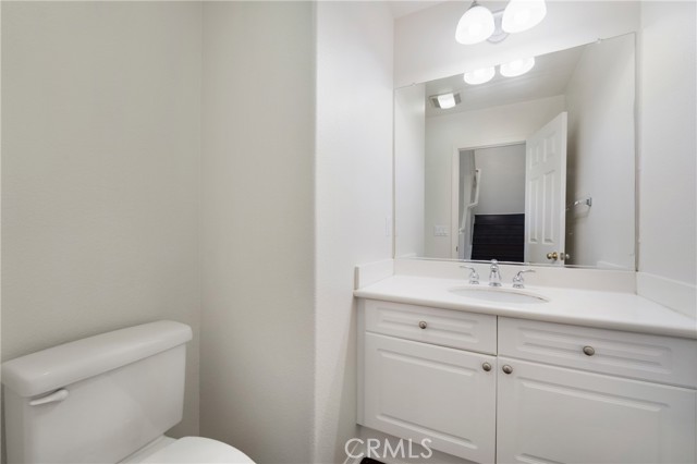 Detail Gallery Image 13 of 37 For 70 Chula Vista, Irvine,  CA 92602 - 3 Beds | 2/1 Baths