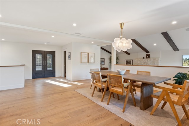 Detail Gallery Image 22 of 61 For 3250 Coldwater Canyon Ave, Studio City,  CA 91604 - 4 Beds | 4 Baths
