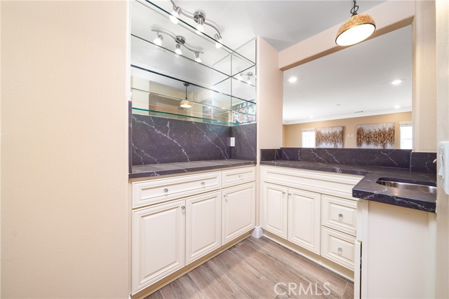 12010 Santiam Court, Jurupa Valley CA: https://media.crmls.org/medias/3d8dc1a8-4b23-4ecc-8412-f8a6ba4f6923.jpg
