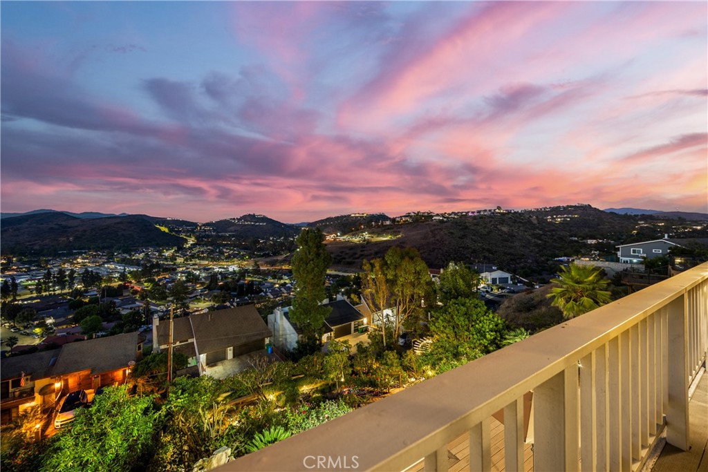 3d8de676 Ec46 45d3 B255 D61e59bfef04