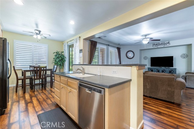 Detail Gallery Image 8 of 26 For 8697 N Talladega Way, Fresno,  CA 93720 - 3 Beds | 2 Baths