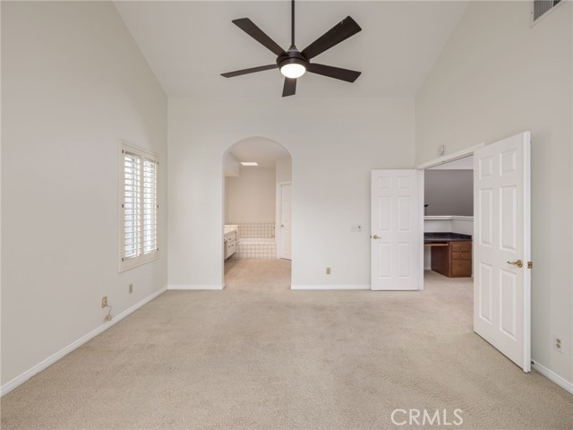 Image 25 of 43 For 44035 Sheldon Court