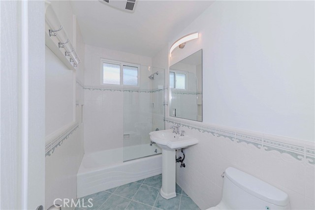 Detail Gallery Image 18 of 29 For 17819 Gramercy Pl, Torrance,  CA 90504 - 3 Beds | 2 Baths