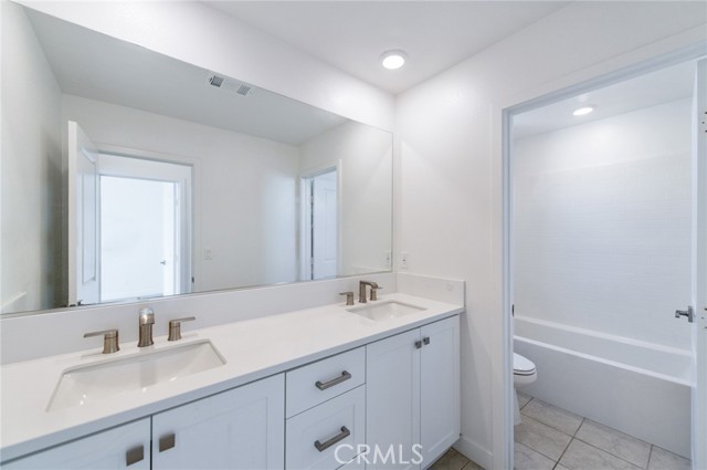 Detail Gallery Image 20 of 43 For 107 Zawn, Irvine,  CA 92618 - 3 Beds | 2/2 Baths