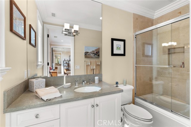 Detail Gallery Image 24 of 30 For 431 Narcissus Ave #1,  Corona Del Mar,  CA 92625 - 3 Beds | 3/1 Baths