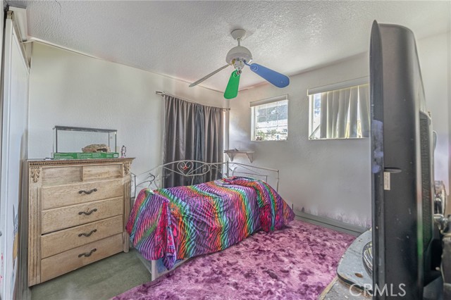 Detail Gallery Image 12 of 23 For 3241 Abbey Ln, Palmdale,  CA 93551 - 3 Beds | 2 Baths