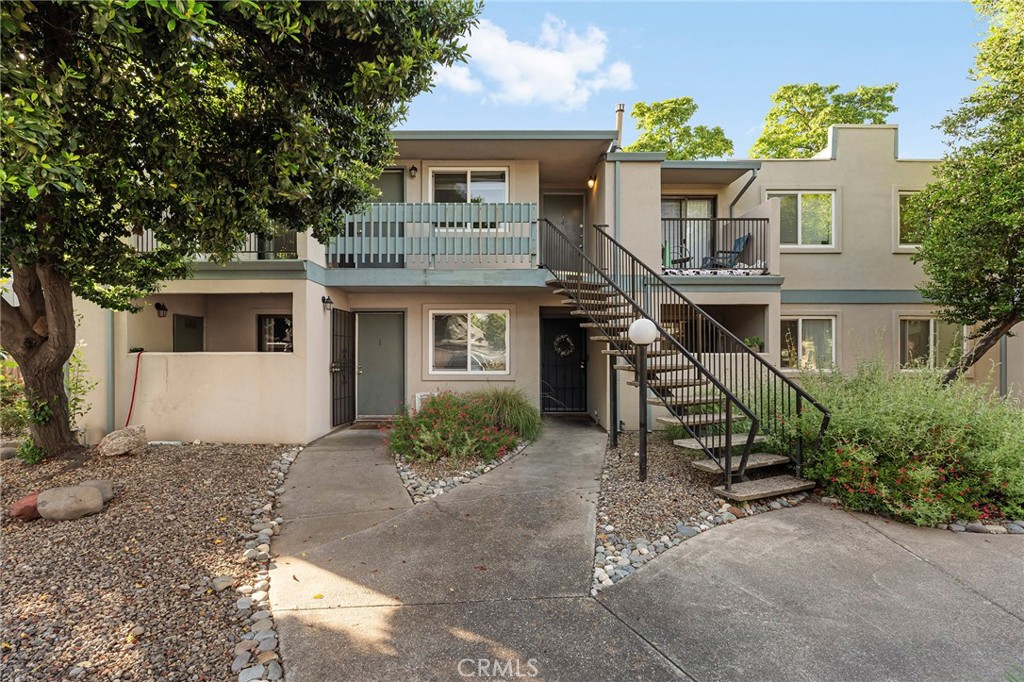 1412 N Cherry #2