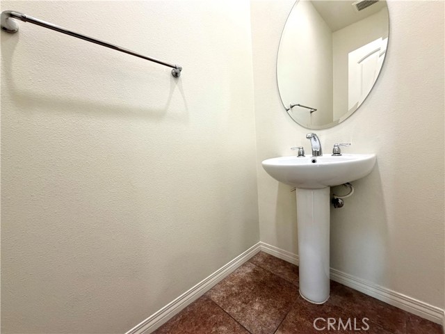 Detail Gallery Image 16 of 46 For 40347 Calle Real, Murrieta,  CA 92563 - 3 Beds | 2/1 Baths