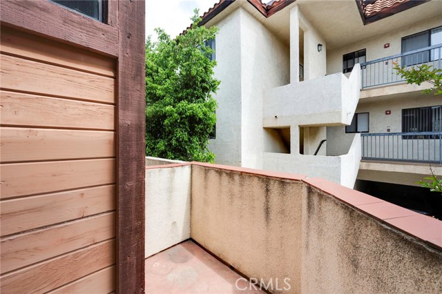 1161 SPAZIER Avenue, Glendale CA: https://media.crmls.org/medias/3d91d341-1aea-49dd-9cf0-edd0f6c88bea.jpg