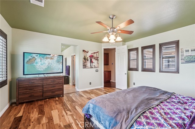 Detail Gallery Image 33 of 55 For 31923 Pepper Tree St, Winchester,  CA 92596 - 5 Beds | 3/1 Baths