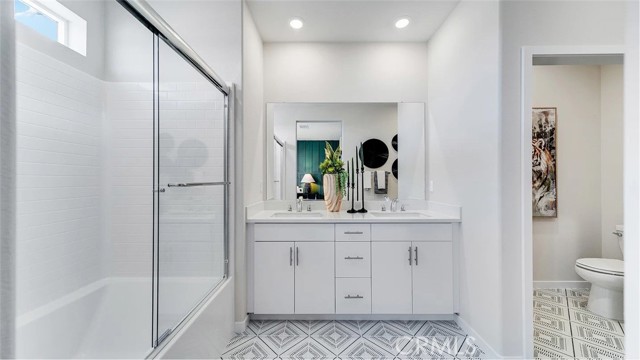 Detail Gallery Image 12 of 19 For 2577 Cloudview Privado, Ontario,  CA 91761 - 3 Beds | 2/1 Baths