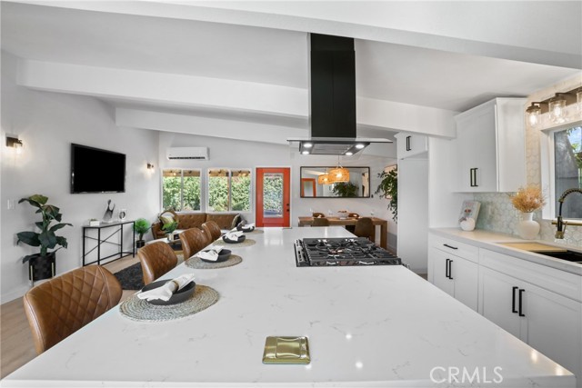 Detail Gallery Image 6 of 45 For 1864 S Hamilton Bld, Pomona,  CA 91766 - 3 Beds | 1 Baths