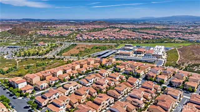 Detail Gallery Image 28 of 47 For 201 Milky Way, Irvine,  CA 92618 - 3 Beds | 2/1 Baths