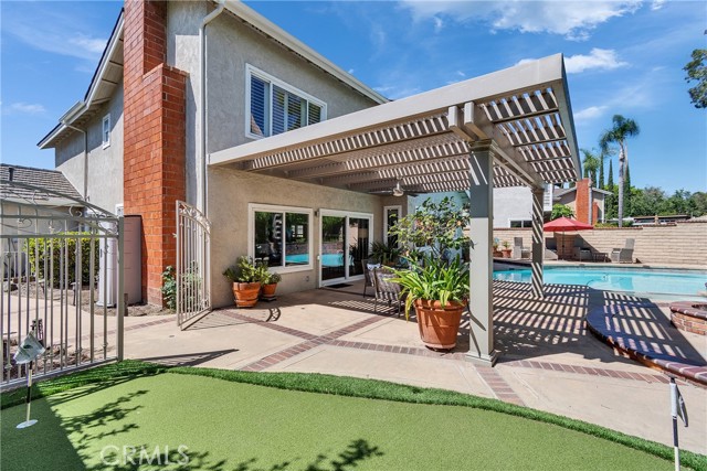 4 E Trenton, Irvine CA: https://media.crmls.org/medias/3d94fb04-89f3-4a45-b38e-dddd2f3b8423.jpg