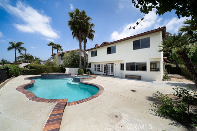 Image 17 of 23 For 26611 Loma Verde