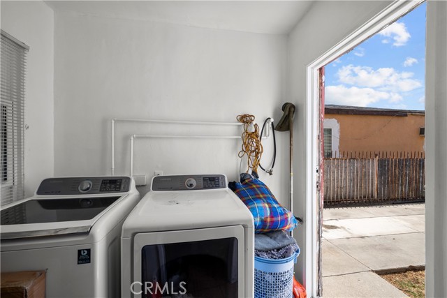 908 W 132nd Street, Compton CA: https://media.crmls.org/medias/3d952228-c438-4b1e-843b-2c14a10606ca.jpg