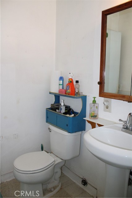 14430 Dinard Avenue, Norwalk CA: https://media.crmls.org/medias/3d952a5d-70b0-4034-a803-2aaff70967ca.jpg
