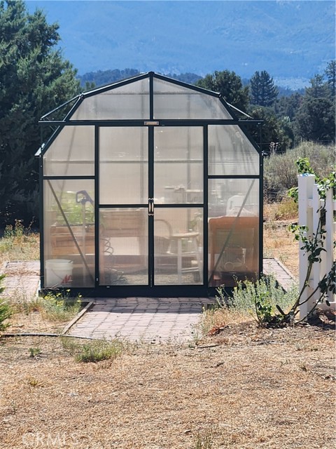 Detail Gallery Image 9 of 40 For 1014 Dusty Rd, Frazier Park,  CA 93225 - 5 Beds | 2/1 Baths