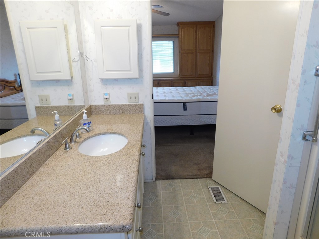 MLS #IG25236331 image #31