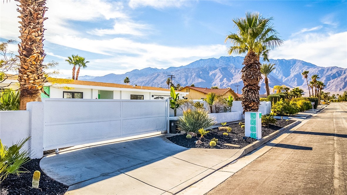 Detail Gallery Image 32 of 32 For 1874 N Los Alamos Rd, Palm Springs,  CA 92262 - 3 Beds | 2 Baths