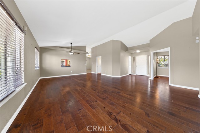 Detail Gallery Image 4 of 53 For 1279 Park, San Jacinto,  CA 92583 - 4 Beds | 2/1 Baths