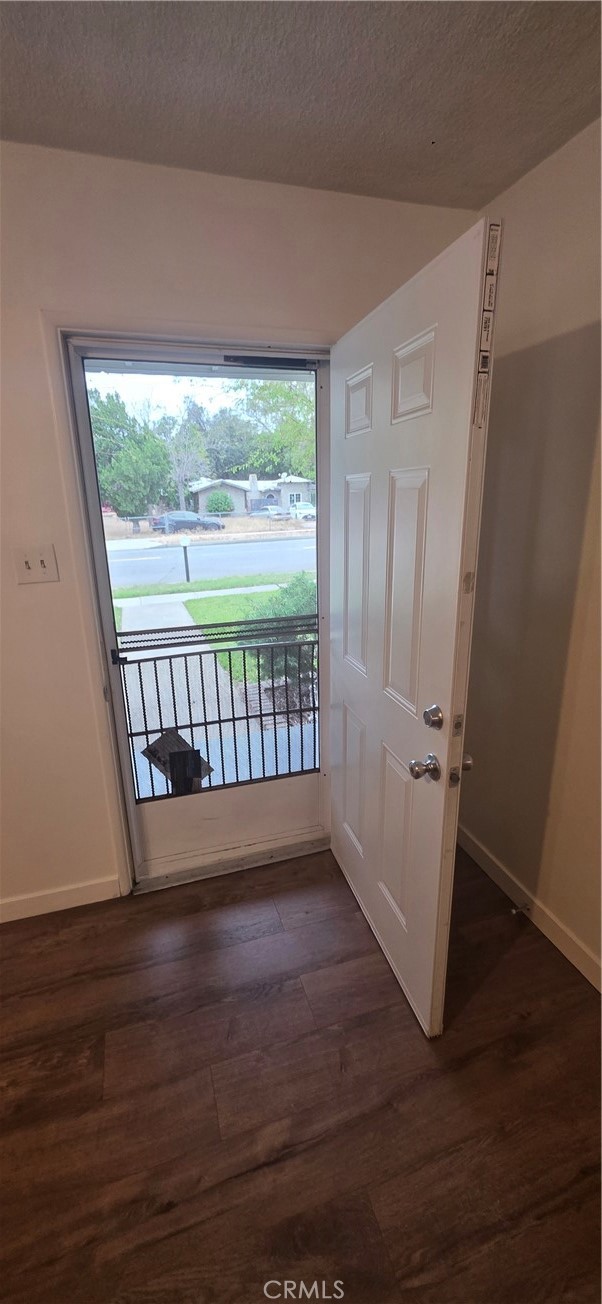 Detail Gallery Image 5 of 21 For 7815 Mango Ave, Fontana,  CA 92336 - 3 Beds | 1/1 Baths