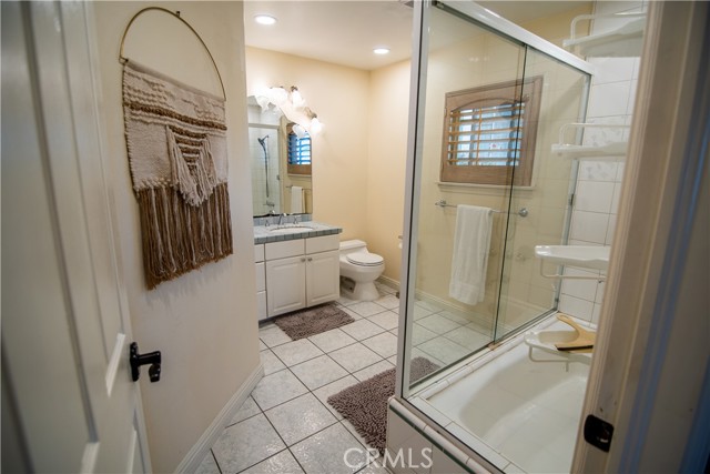 Detail Gallery Image 23 of 41 For 5770 E Lucia, Long Beach,  CA 90803 - 4 Beds | 4 Baths