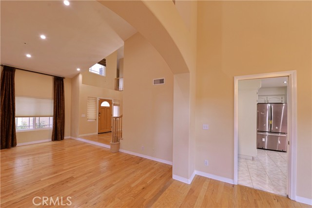 Detail Gallery Image 13 of 49 For 5666 Silver Valley, –,  CA 91301 - 4 Beds | 3 Baths