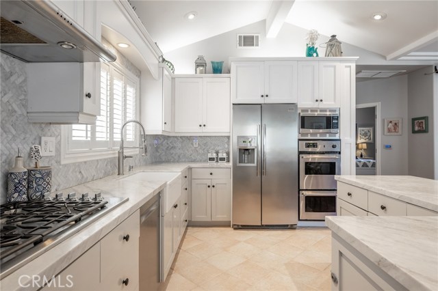 106 Francisca Avenue, Redondo Beach, California 90277, 3 Bedrooms Bedrooms, ,3 BathroomsBathrooms,Residential,Sold,Francisca,SB20100094