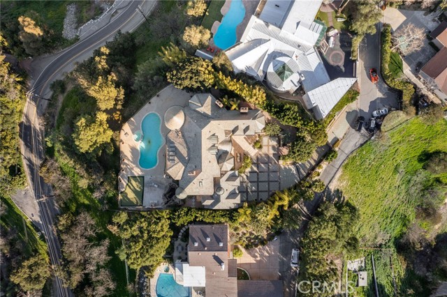Detail Gallery Image 56 of 61 For 13320 Mulholland Dr, Beverly Hills,  CA 90210 - 5 Beds | 7 Baths