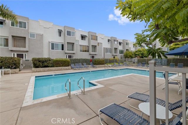 501 Herondo Street, Hermosa Beach, California 90254, 3 Bedrooms Bedrooms, ,2 BathroomsBathrooms,Residential,For Sale,Herondo,SB25176231
