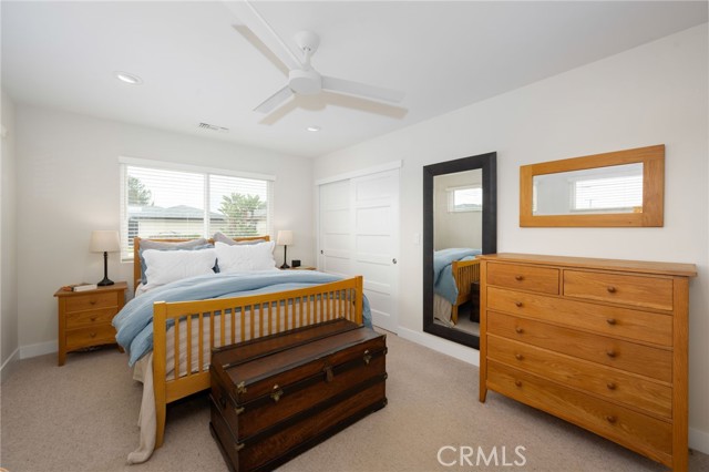 6017 Carnegie Street, San Diego CA: https://media.crmls.org/medias/3d9c3b74-8b91-47e0-8c0e-237fe784d137.jpg