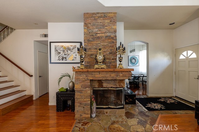 Image 4 of 26 For 6 Ovation Lane