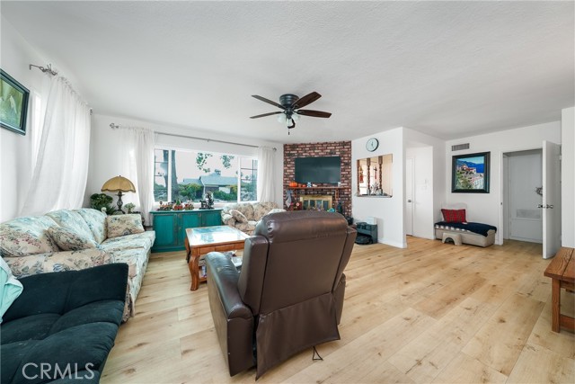 1203 Pontenova Avenue, Hacienda Heights CA: https://media.crmls.org/medias/3d9c994f-0102-4216-b7c7-e15490dbbefb.jpg