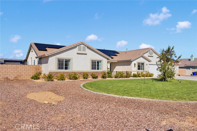 21152 Reliance, Apple Valley CA: https://media.crmls.org/medias/3d9d82a9-3ec2-4977-b1f5-2431d2812c30.jpg