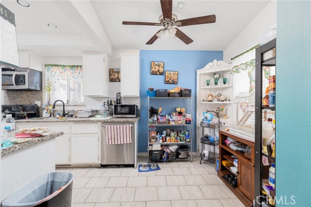 Detail Gallery Image 6 of 32 For 28131 Chula Vista, Menifee,  CA 92586 - 2 Beds | 2 Baths