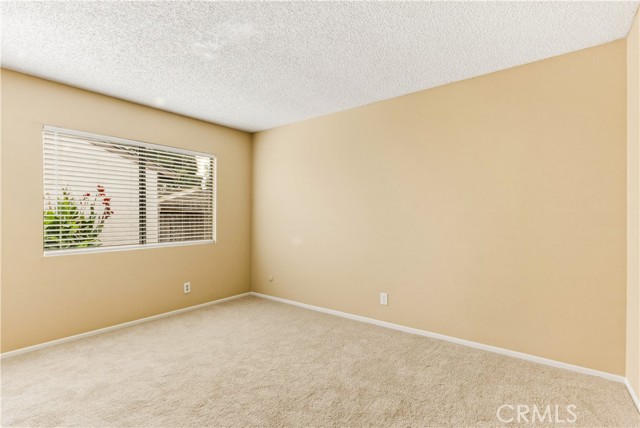 Detail Gallery Image 12 of 26 For 6348 Swallow, Ventura,  CA 93003 - 3 Beds | 2 Baths