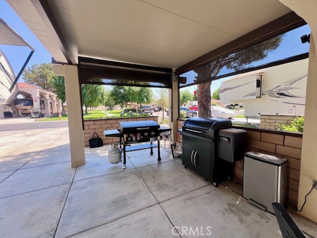 11594 Wedgewood Drive, Apple Valley CA: https://media.crmls.org/medias/3d9f68bb-4914-436c-980d-c8c1f4821e5b.jpg