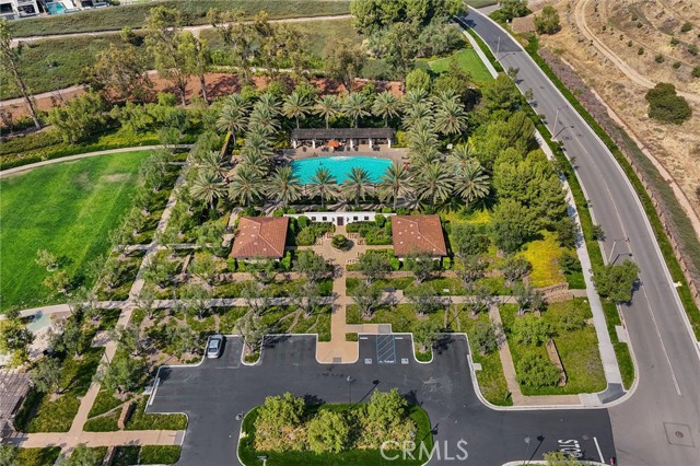 2 Lowland, Irvine CA: https://media.crmls.org/medias/3d9f726a-b14f-46ef-8914-bcf7fe78f008.jpg