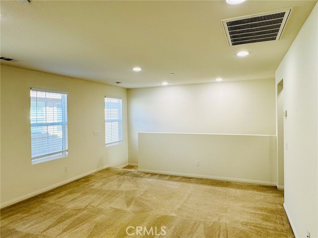 5072 S Heritage Paseo, Ontario CA: https://media.crmls.org/medias/3da005a1-1461-42d8-b873-1b1f43986ab4.jpg